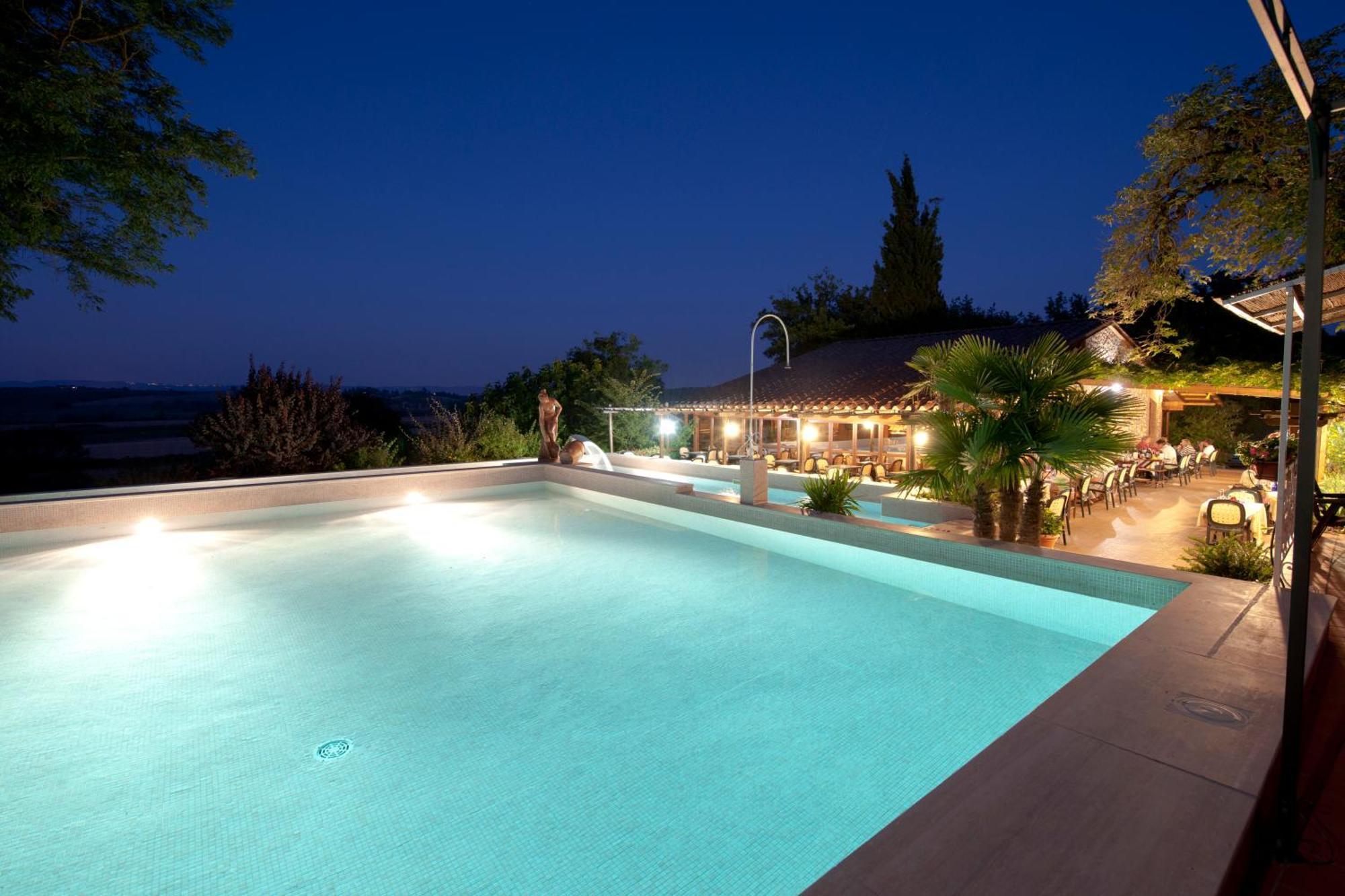 Hotel Il Pietreto กอลเลวัลเดลซา ภายนอก รูปภาพ