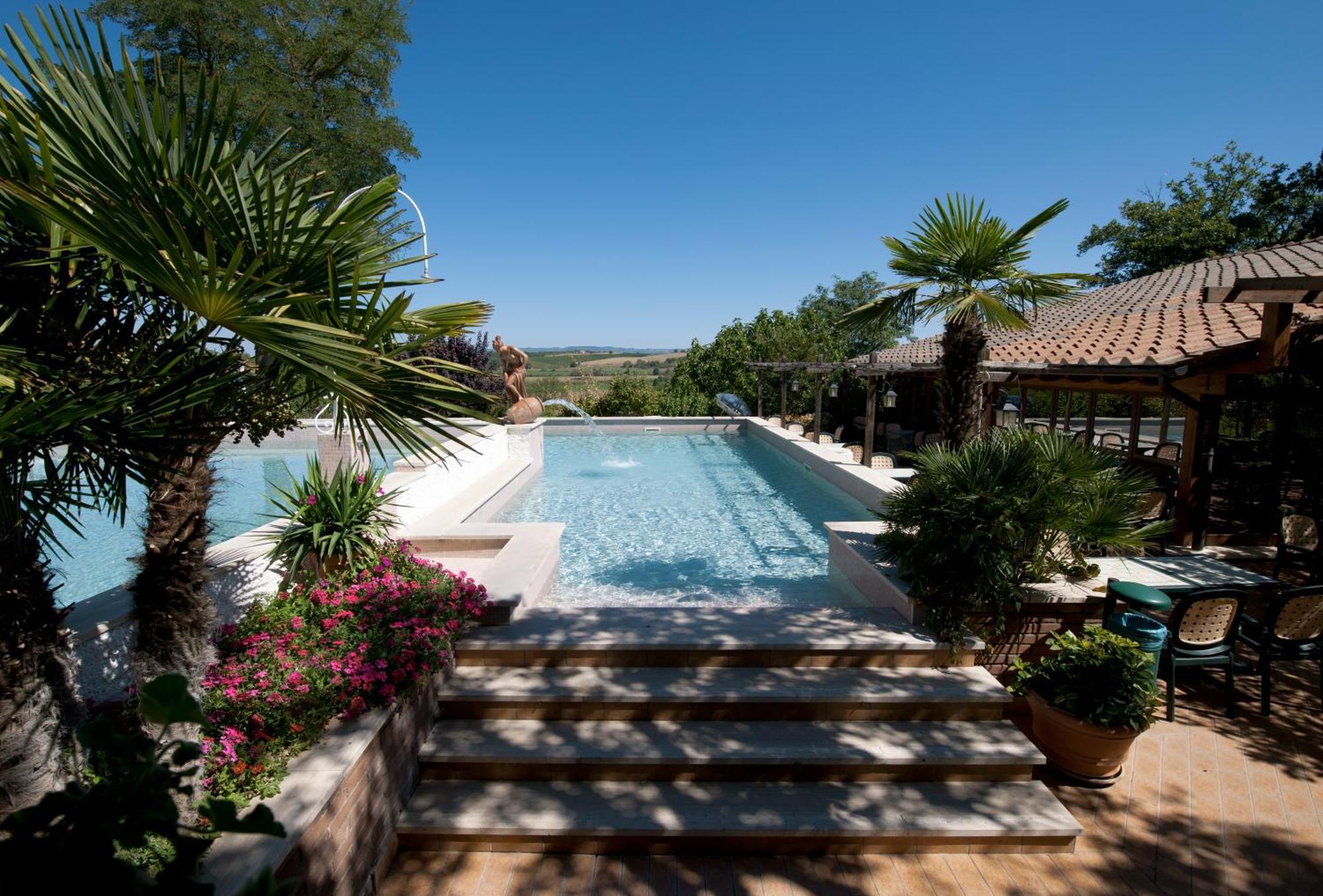 Hotel Il Pietreto กอลเลวัลเดลซา ภายนอก รูปภาพ